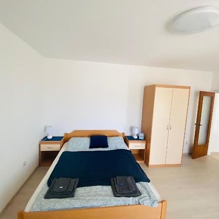 Exceptional Apartment With 2 Bedrooms Near The Sea Pola Esterno foto